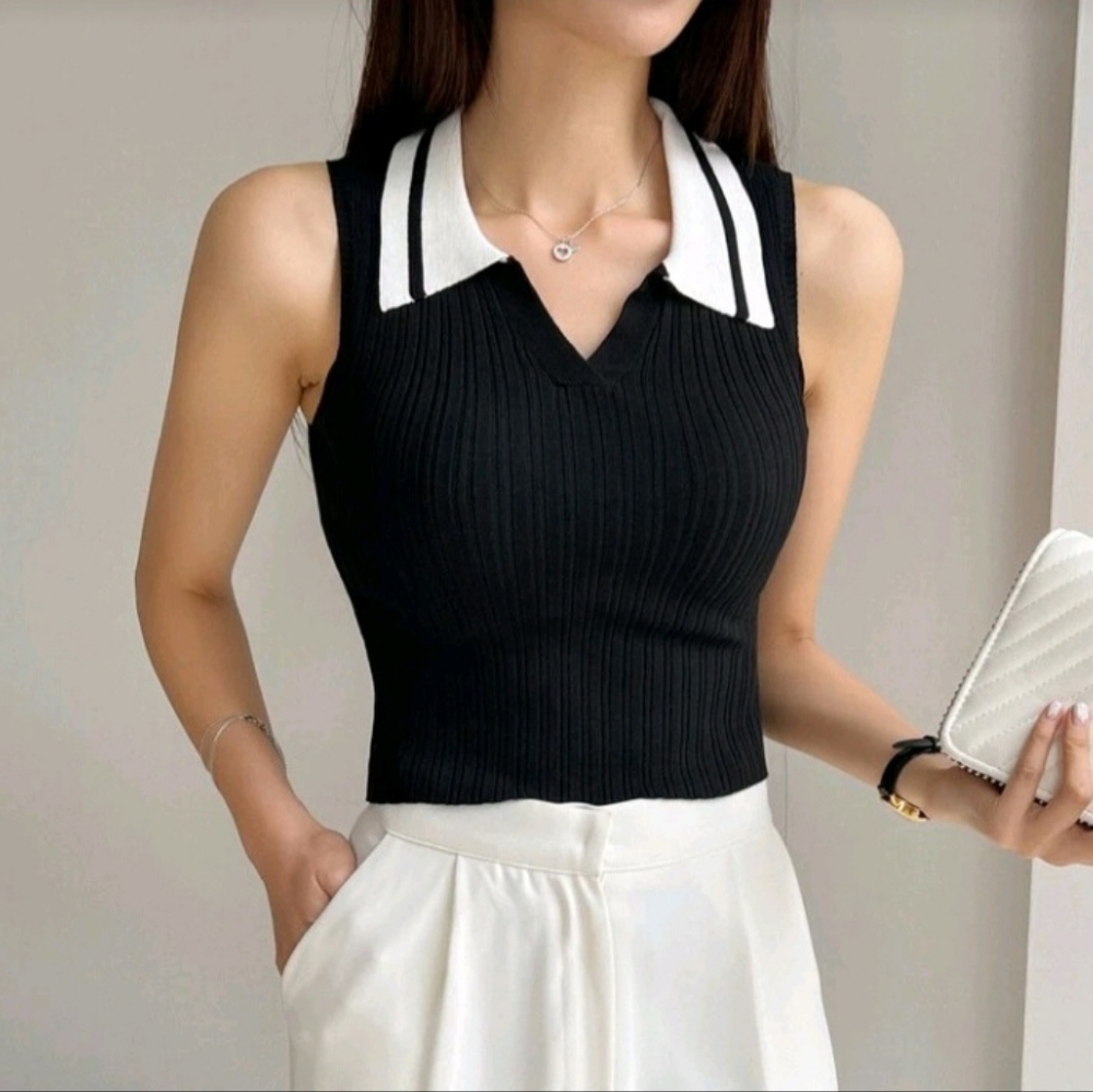 Women Black Striped Collared Sleveless Top